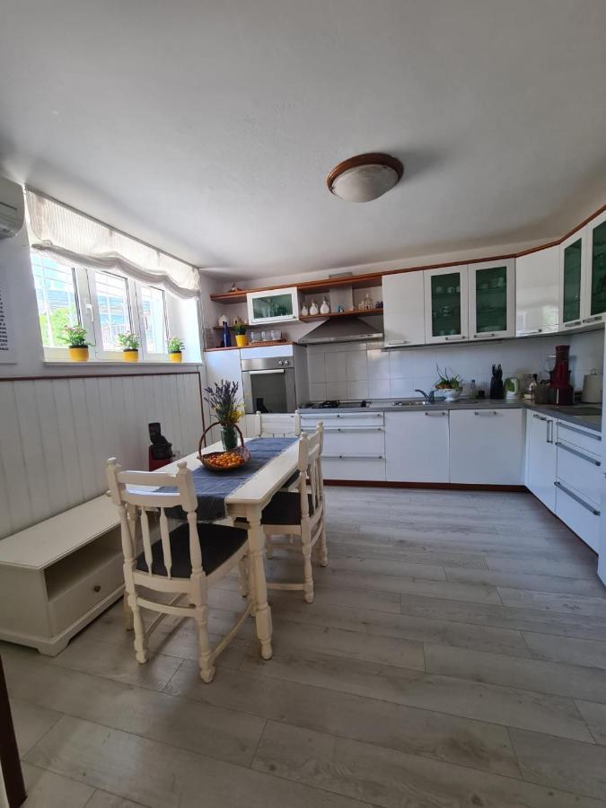 Apartmani Maretimo Primošten المظهر الخارجي الصورة