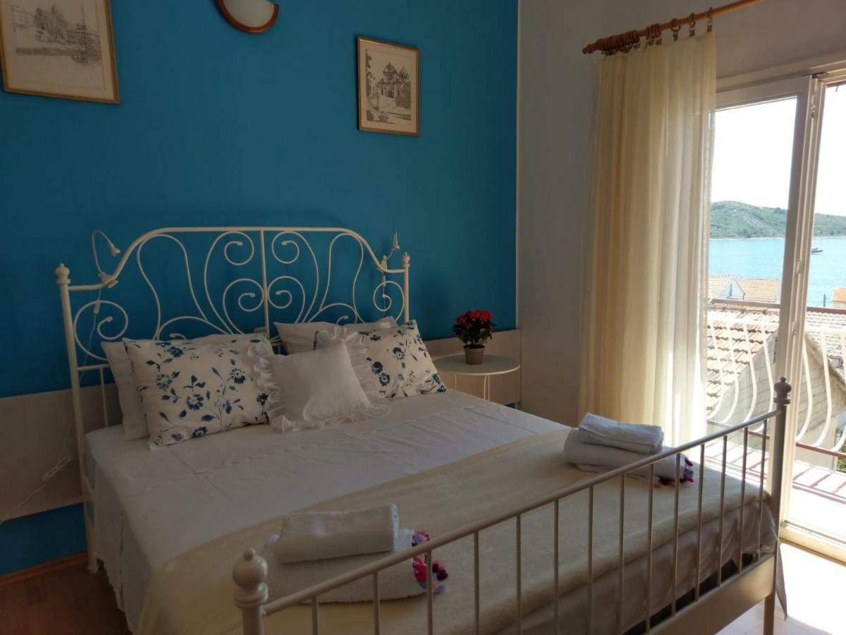 Apartmani Maretimo Primošten المظهر الخارجي الصورة